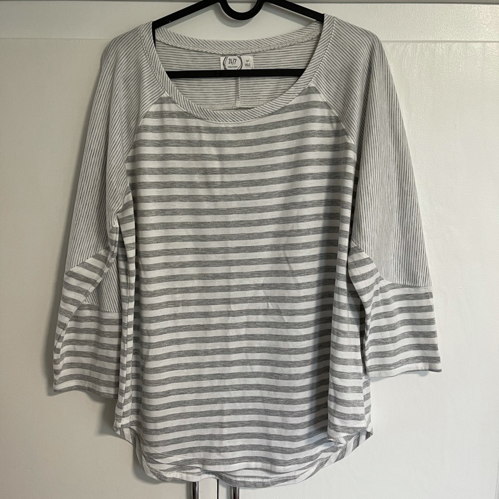 Grey and white 3/4 sleeve shirt